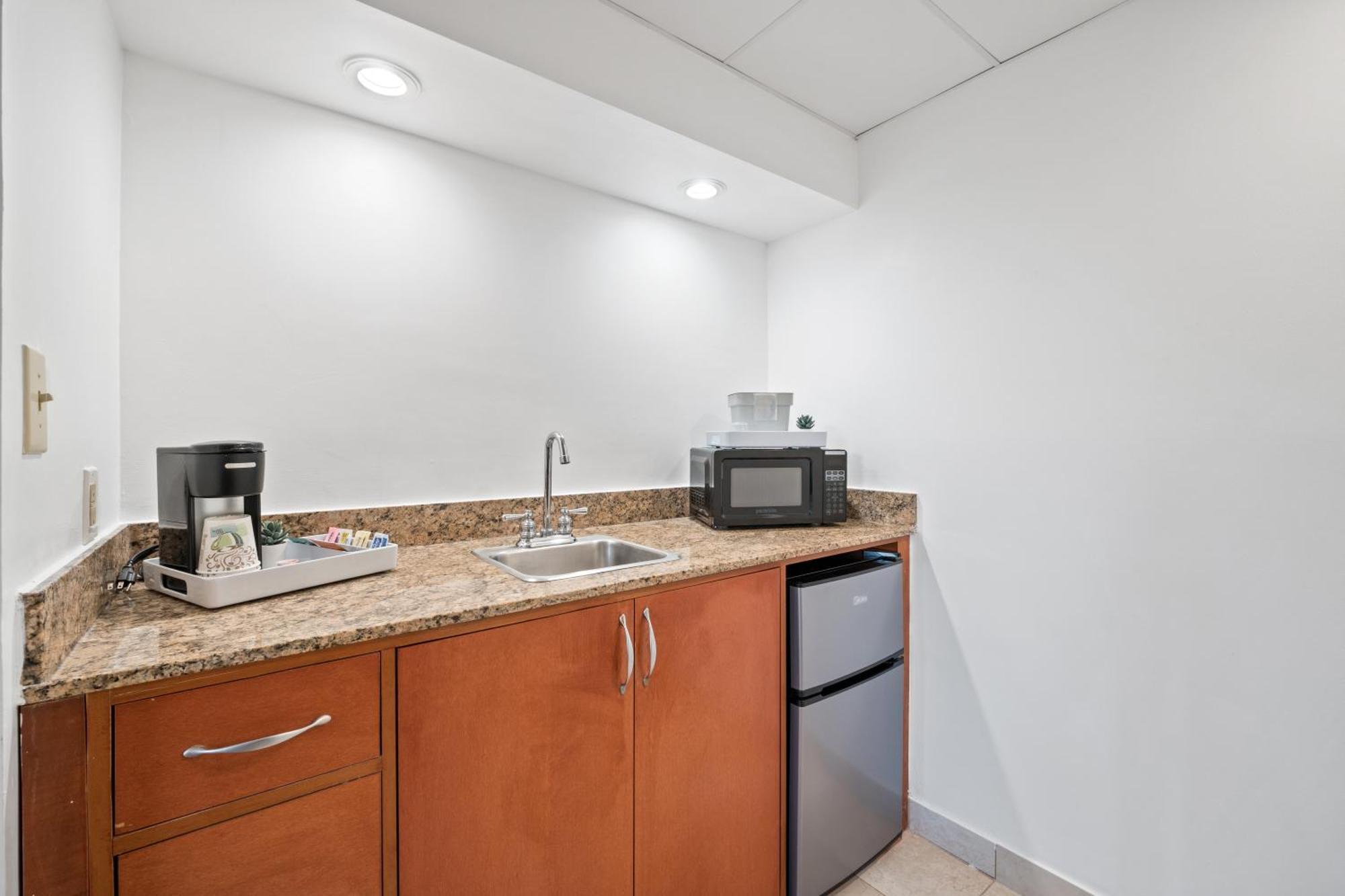 315 Loso Hotel Airport 샬럿 외부 사진